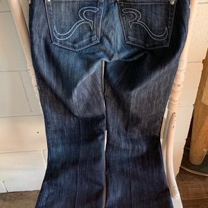 Women’s jeans